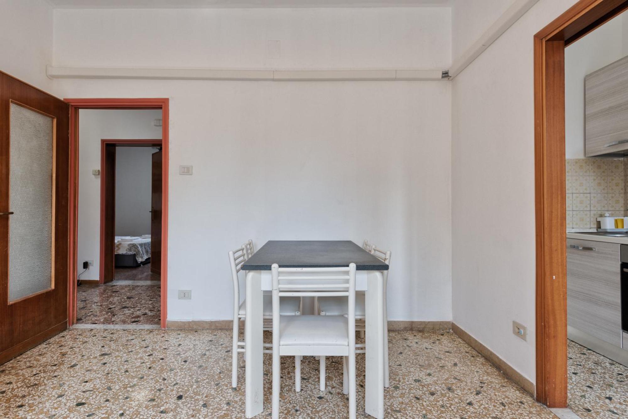 Cozy Best Apartment In City With Free Parking Маргера Екстериор снимка